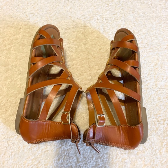 Gently used Girls Gladiator sandals - Picture 7 of 8